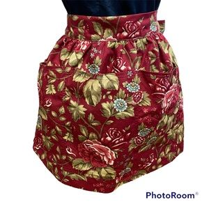 Apron Womens Waist Apron Ties in Back Floral 3 Pockets Lined Cotton Polyester